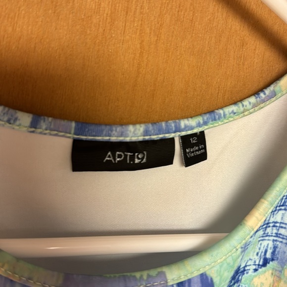 Apt. 9 dress size 12 - Picture 2 of 4
